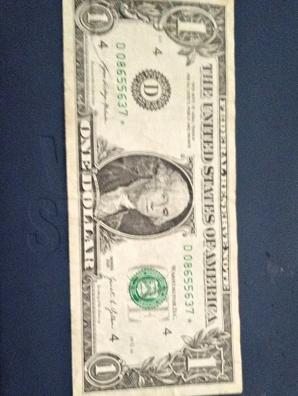 Star Note. One Dollar Bill